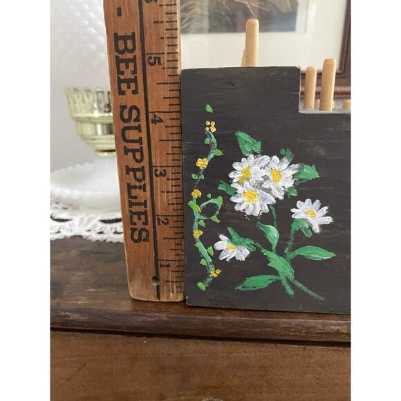 Vintage Wooden Thread Bobbin Rack Spool Holder Handmade Hand Painted Sewing Room - Picture 7 of 8